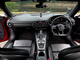 /photos/12064/7d42f44d-7167-3b7f-d8c4-6cf3186c6cb4_i320x240.jpg